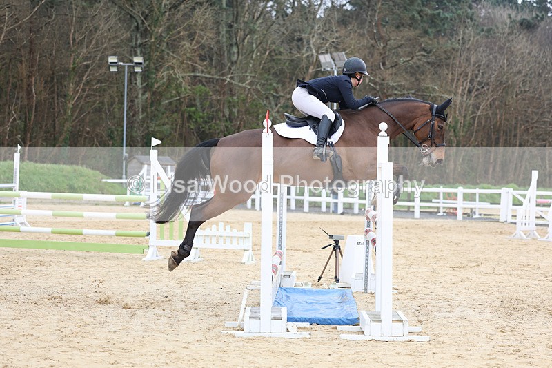 3E7A7691 - Class 8: Senior Newcomers/1.10m open