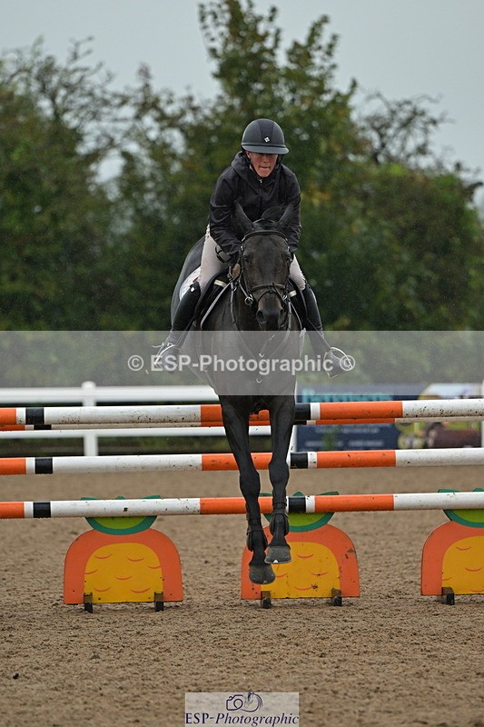 240925A-142718-01144 - Cls 5 Foxhunter and 1.20m Open