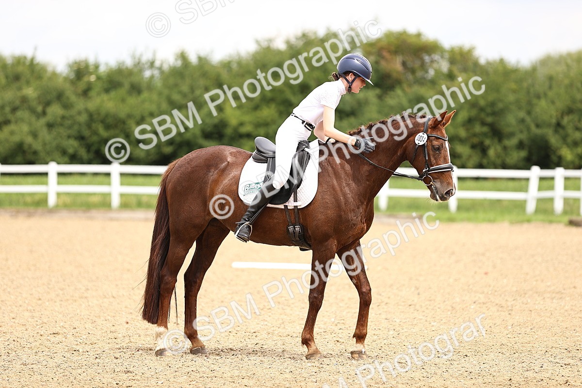 SBM_000908 - Class 4 - Novice 5