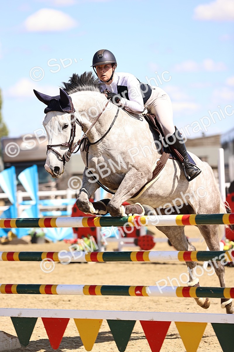SBM_015341 - Class 16 - Senior foxhunter - 1.20m Open