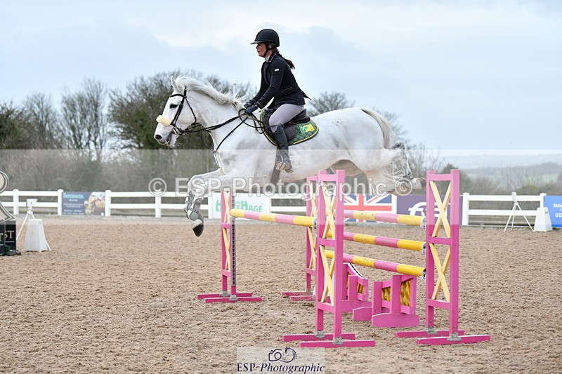240124A-142021-00819 - Cls 5 Foxhunter & 1.20m Open