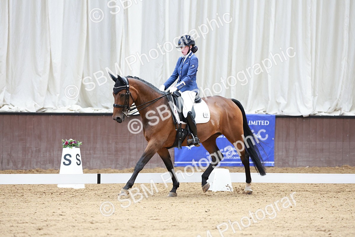 SBM_017870 - Class 15 - FEI Junior