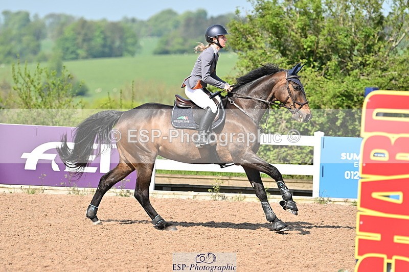 240509A-100738-00362 - Cls 1 British Novice and 90cm Open