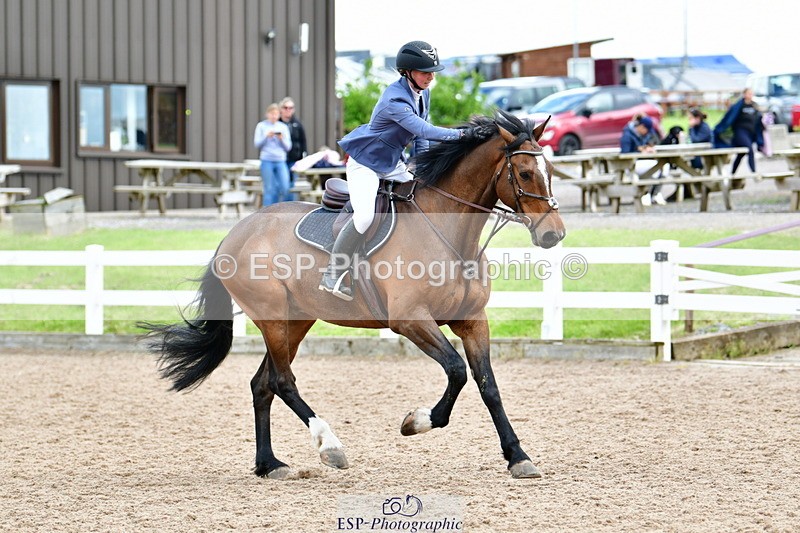 240526A-124240-08091 - Cls 33 95cm National Am Qualifier