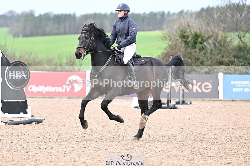 251205-095535-00080 - Cls 2 Snr British Novice and 90cm