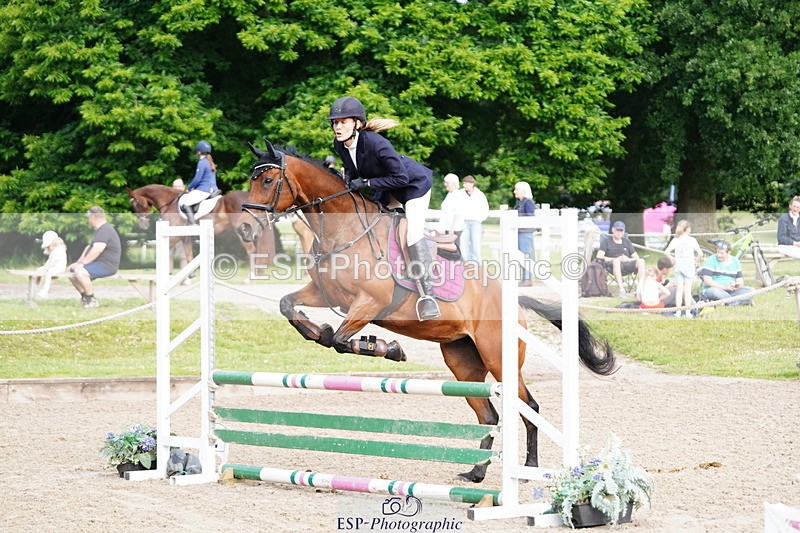 250613A-081314-00907 - Cls 8 85cm Schooling Round