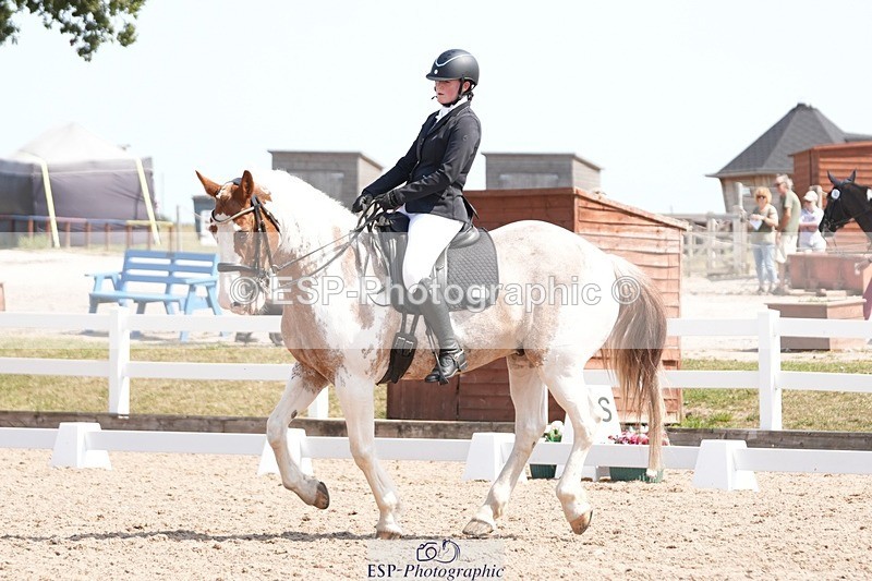 250817-123522-09139 - 161-Isabel.LawsonIn.the.pink