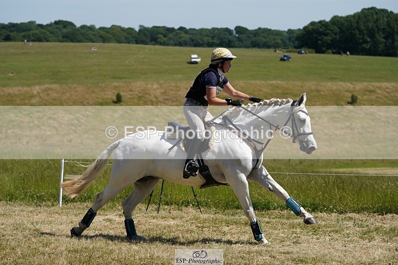 240629X-144234-3610 - 222-Kate_Jupp-CARROWNURLAUR_PRIDE