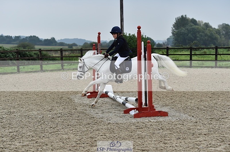 230917-102938-00464 - Cls 01 40cm LR Assisted & unassisted