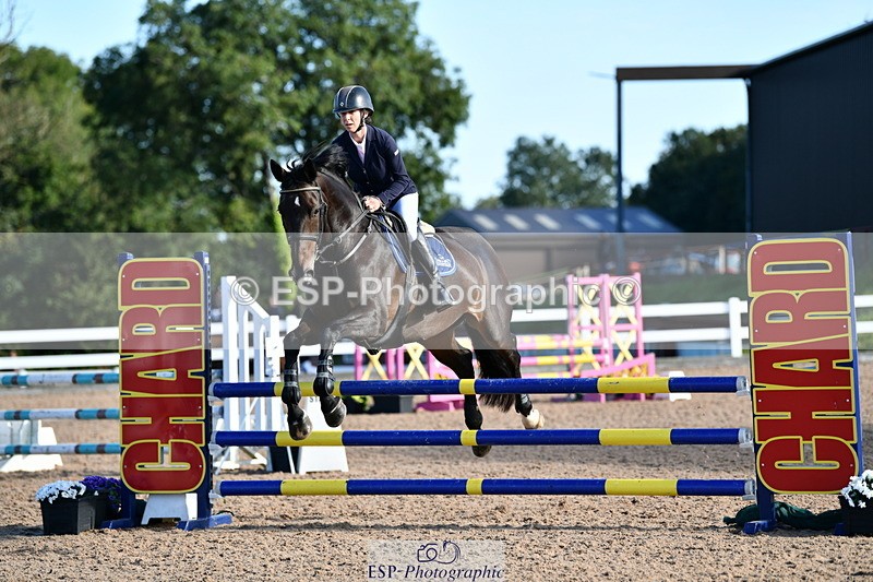 240913A-092422-02921 - Cls 20 Snr British Novice and 90cm Open