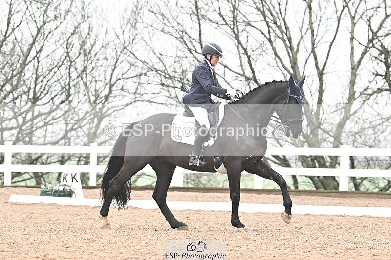 250215-121001-03338 - 228-Louise.Hutchinson-Shovern.Noire