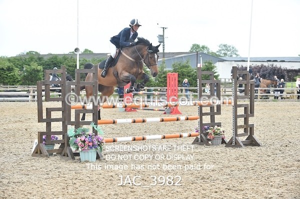JAC_3982 - CLASS 4 - SAT -Senior Newcomers/ 1.10m Open