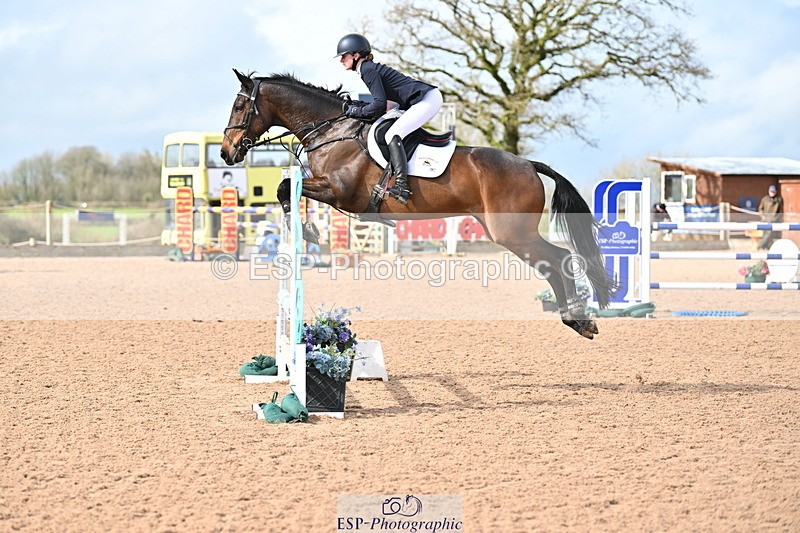 240315A-130805-01144 - Cls 3 Snr Foxhunter