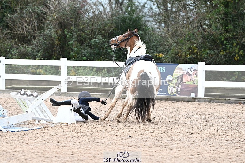 231118A-121324-01812 - Cls 6 BlueChip Pony Sapphire Qualifier