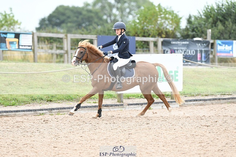 250807-104858-00352 - 80cm Round 1