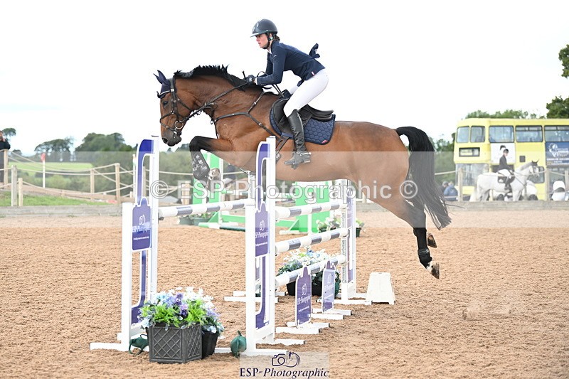 240912A-131847-01656 - Cls 4 Snr 1.20m Open