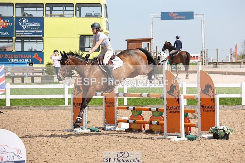 240510A-143819-07756 - Cls 17 1.05m National Am Quali