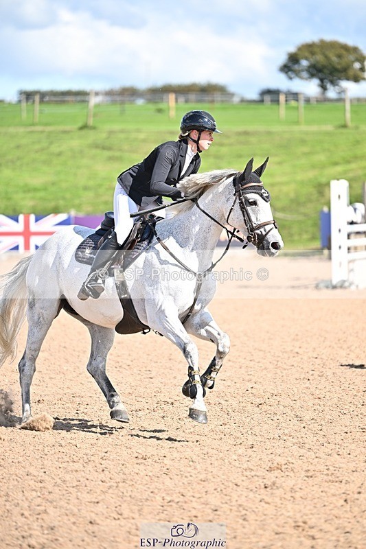 250924-131739-00394 - Cls 4 Newcomers and 1.10m Open