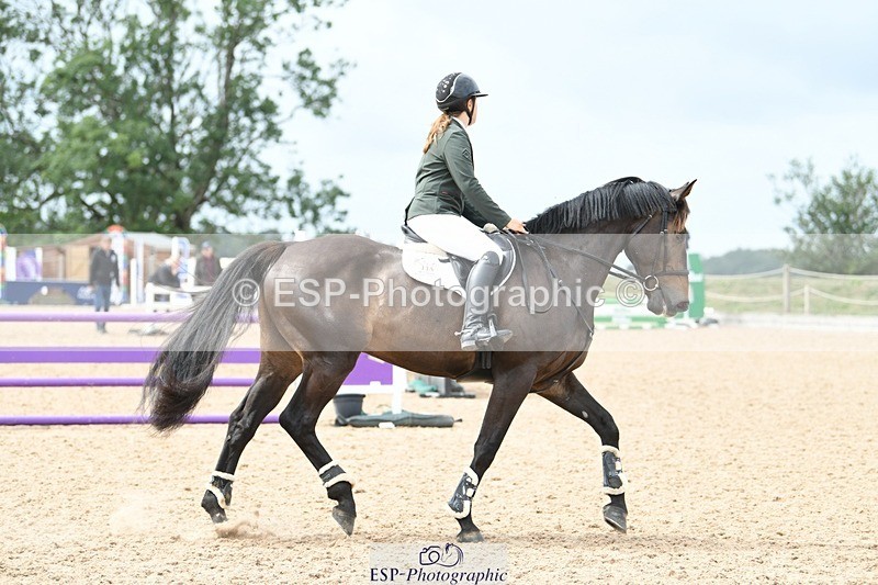 250807-114518-00779 - 1m Round 1