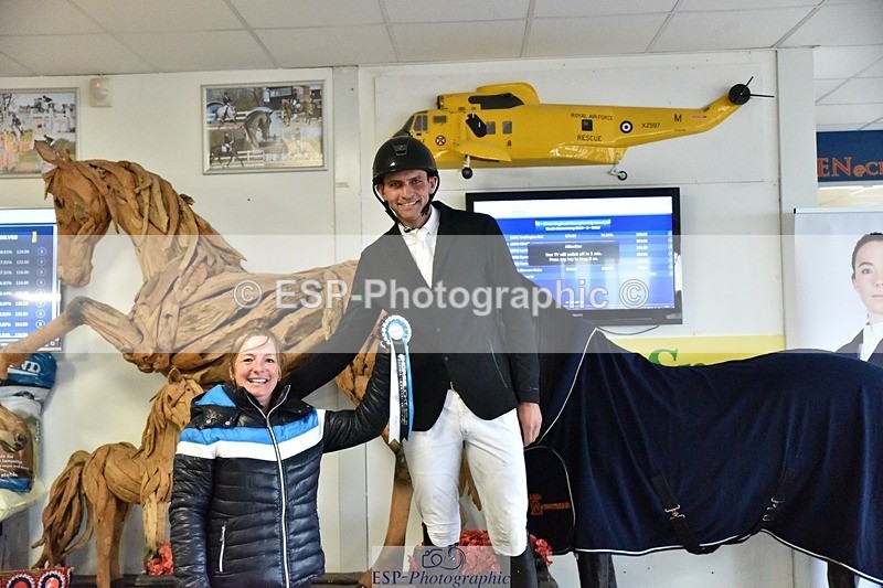 250215-131438-03662 - Medium Silver Presentations