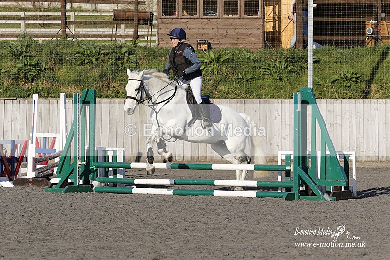 _EST0018 - Bourne Valley Riding Club Winter Showjumping 27/03/22