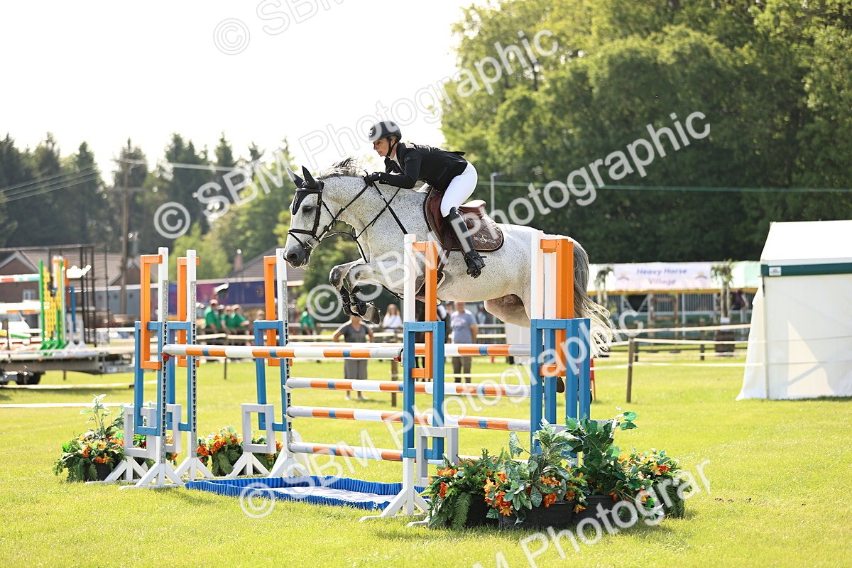 SBM_01439 - Class 200 - Martin Grant Homes Welcome Stakes 1.25m Open