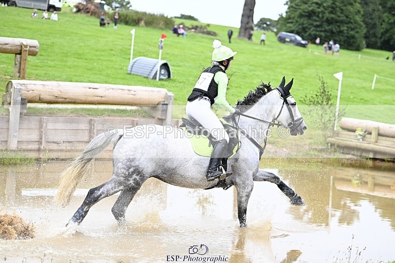 240803-120652-03891 - 017-Caitlyn_Faull-PENNINEVIEW_SUMMER