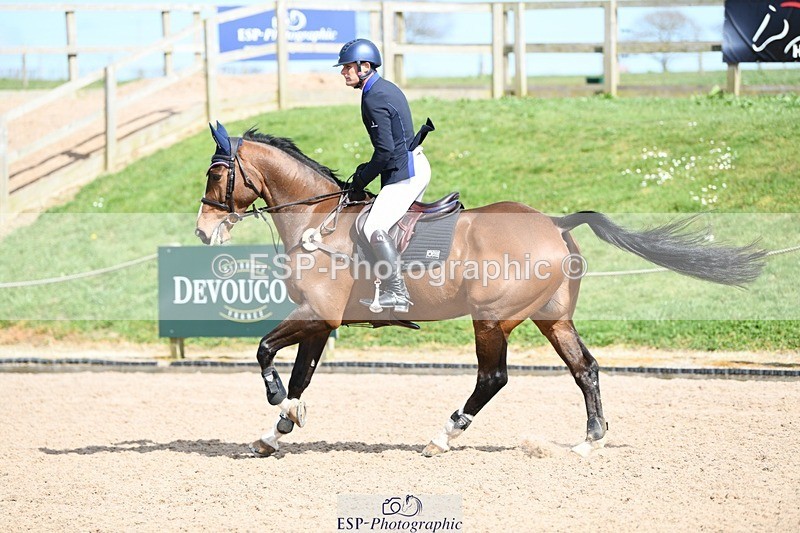 250328-130734-01143 - Cls 3 Snr Foxhunter