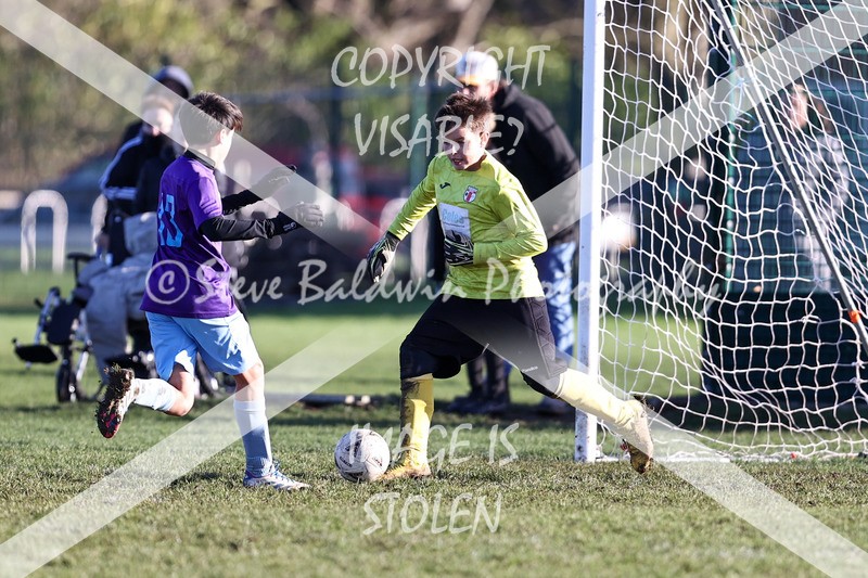 1DX32479 - 2025-11-23 FC Abbey Meads U13 Purple V Highworth Town Junior FC U13 T