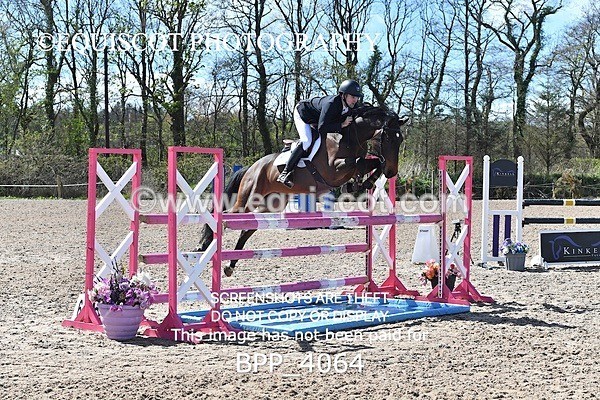 BPP_4064 - CLASS 6 FRI Senior Newcomers/ 1.10m Open