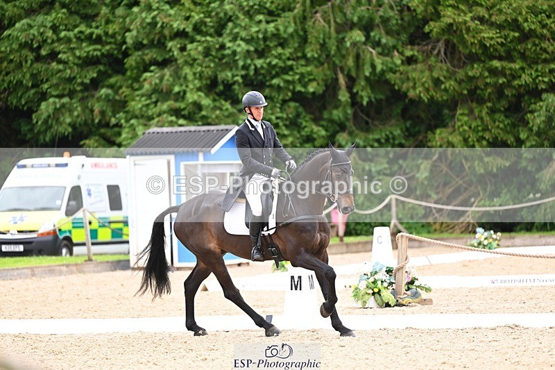 240524-093824-07928 - 507-DASSETT_ROCK_STAR-Tom_D_Crisp