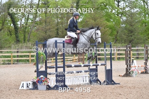 BPP_4958 - CLASS 24 SUN Senior BritiNovice/ 90cm Open