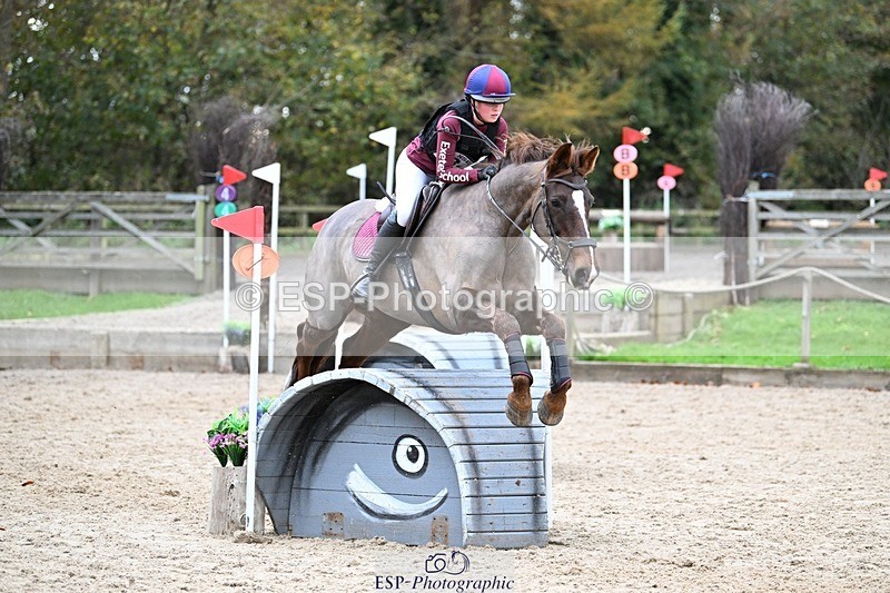 241117-144823-04724 - Cls 3 90-95cm 14.00 to 15.00