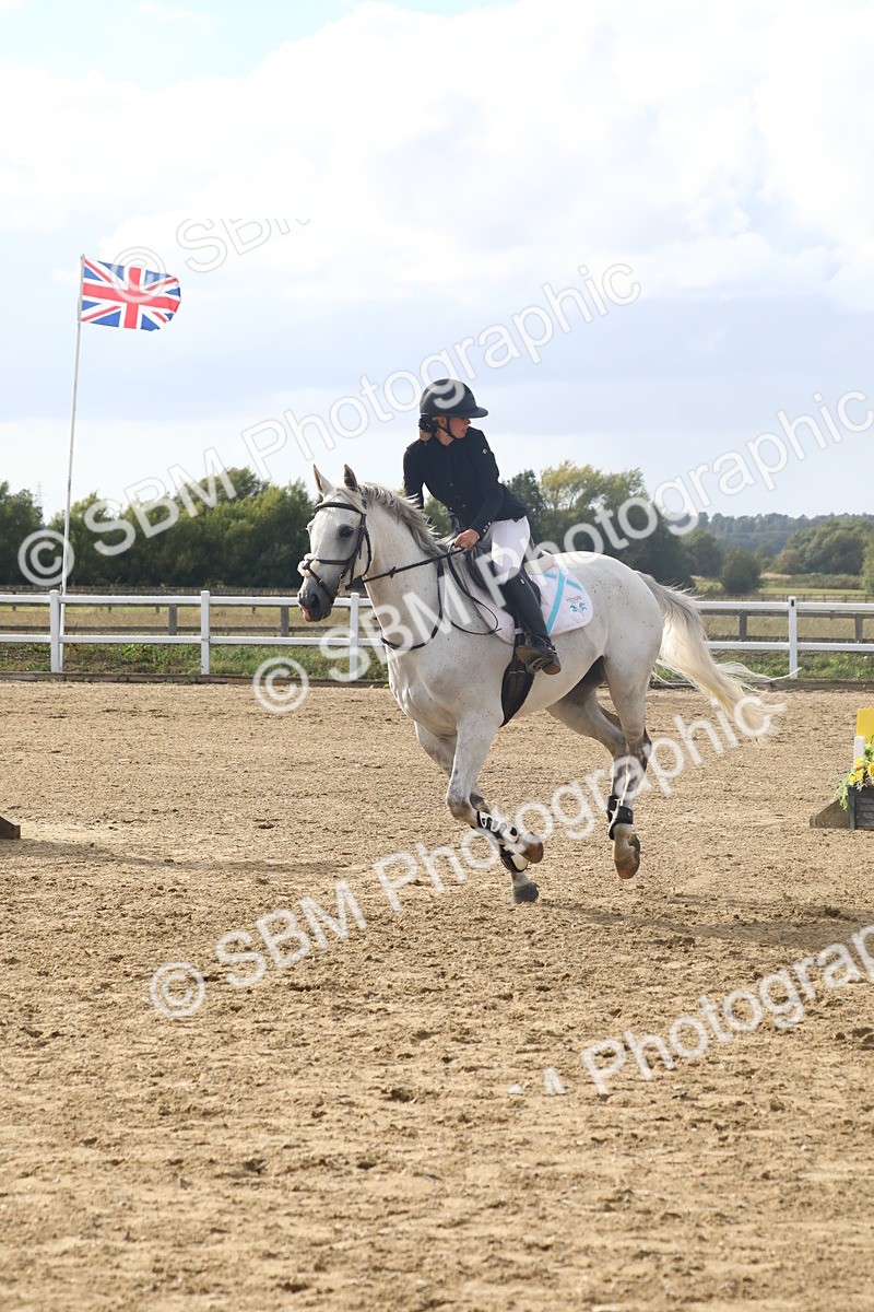 SBM_008031 - Class 12 - 90cm Champs