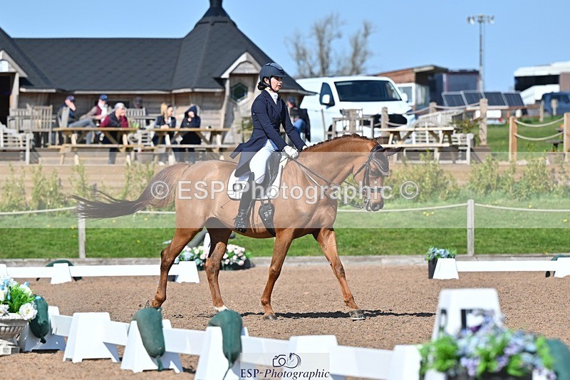 250405-141410-11106 - 176-Alice.Knight-SJL.Dom.Perignon