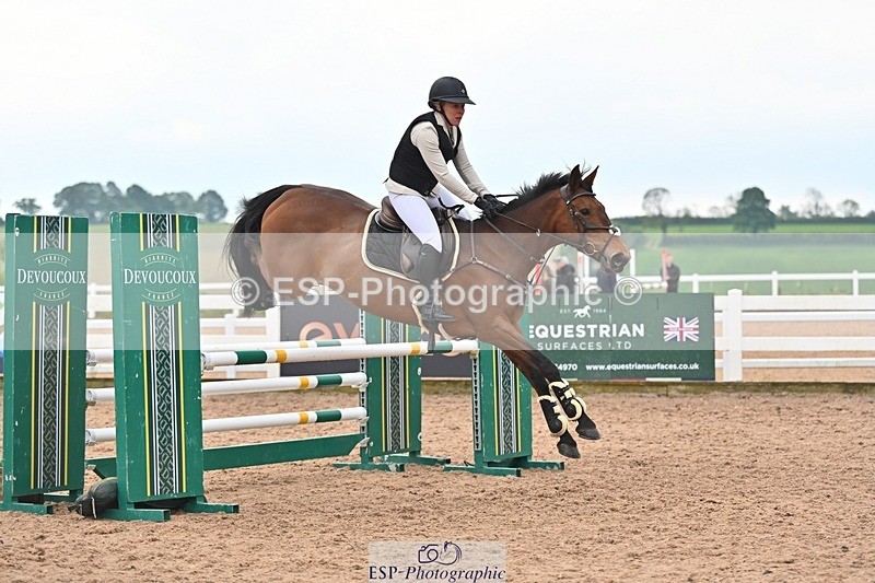 260508-092420-04451 - Cls 17 British Novice and 90cm Open