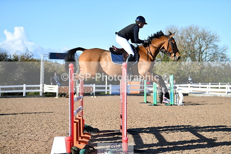 231110A-132857-00580 - Cls 5 Newcomers & 1.10m Open