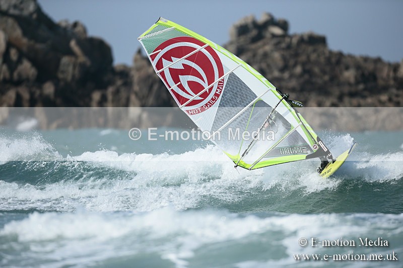 WS 020413-23 - Windsurfing