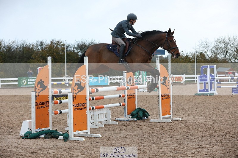 231112A-124427-04174 - Cls 19 Snr 1.05m Open