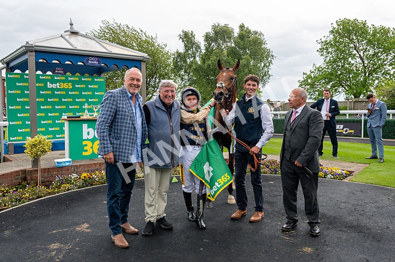 240525-Race 3-Old Is Gold-7071 - Race 3