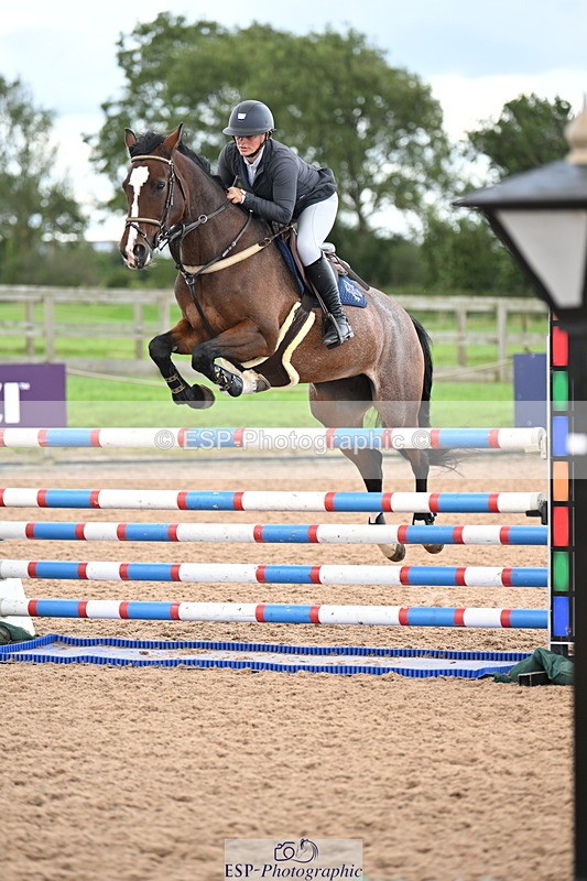 240912A-130957-01642 - Cls 3 Snr Foxhunter