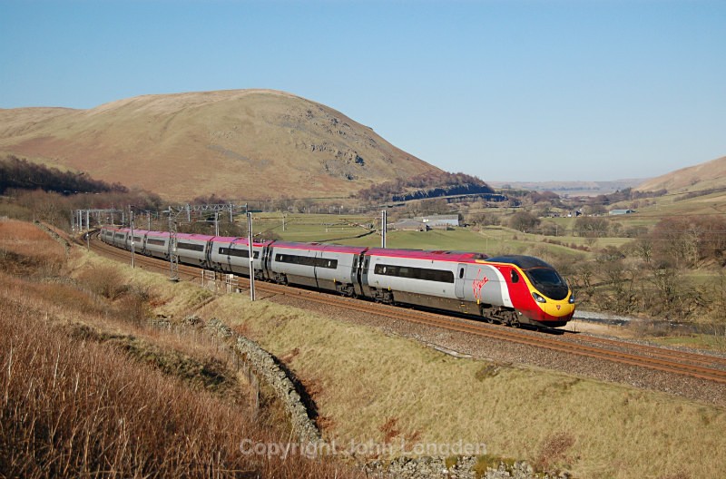 JL - 17.3.16 390107 1M13 1240 Glasgow - Euston, Dillicar Common - West Coast Main Line (north to south)