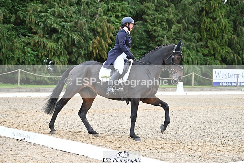 231019-130700-03294 - 121-KNOCKADERRY.MISTY.BAT-Harriet.Dickin-DR