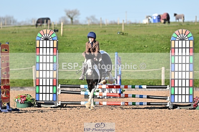 250401-172404-00396 - 70cm classes