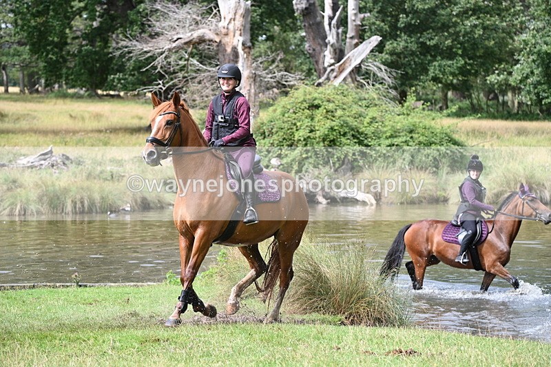 WJ7_1886 - Time at Water 10:48 to 11:13