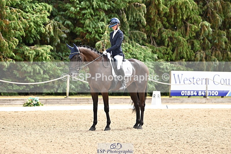 250808A-154544-01507 - 059-Emily.RowlandNewton.Dagenham