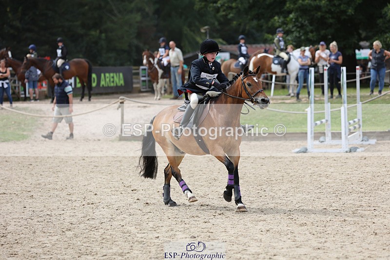 240823X-135834-18112 - 70cm R1 13.45 to 15.30