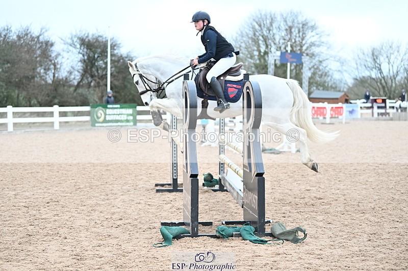 240128A-120439-00764 - Cls 4 Pony Newcomers and 1m Open