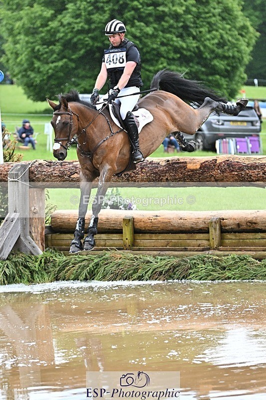 240526-115939-20814 - 408-HICKSTEAD_MUSTERD-Jesse_Campbell