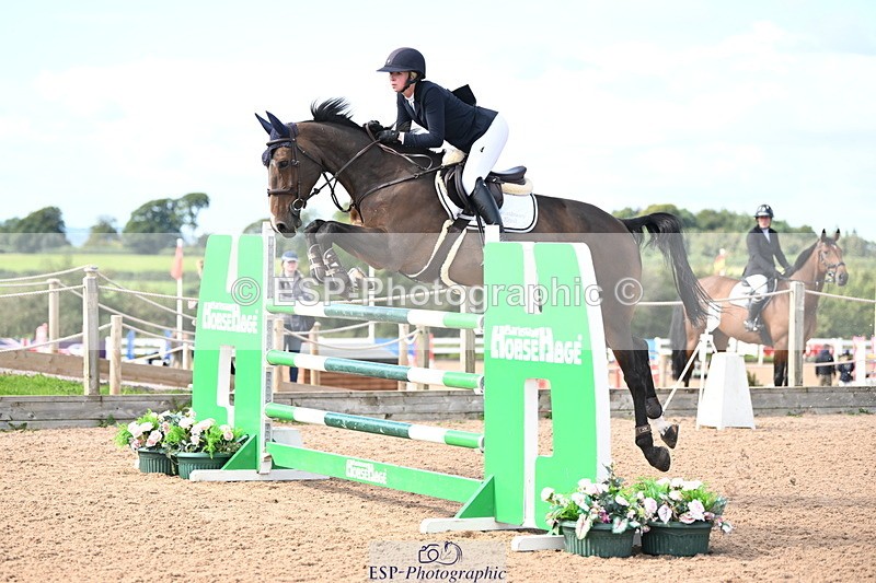 240912A-141056-02126 - Cls 5 National 1.30m Open